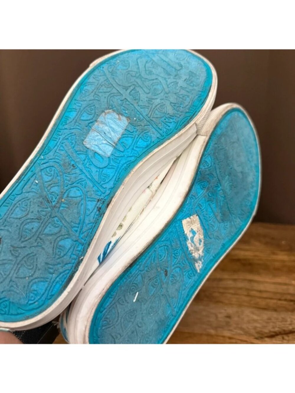 Blowfish Sneakers Size 8 - Picture 8 of 9